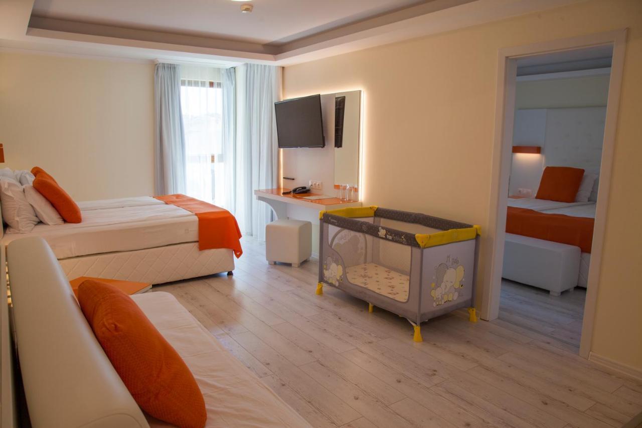 Hotel Perla Beach Luxury 普里莫尔斯科 外观 照片