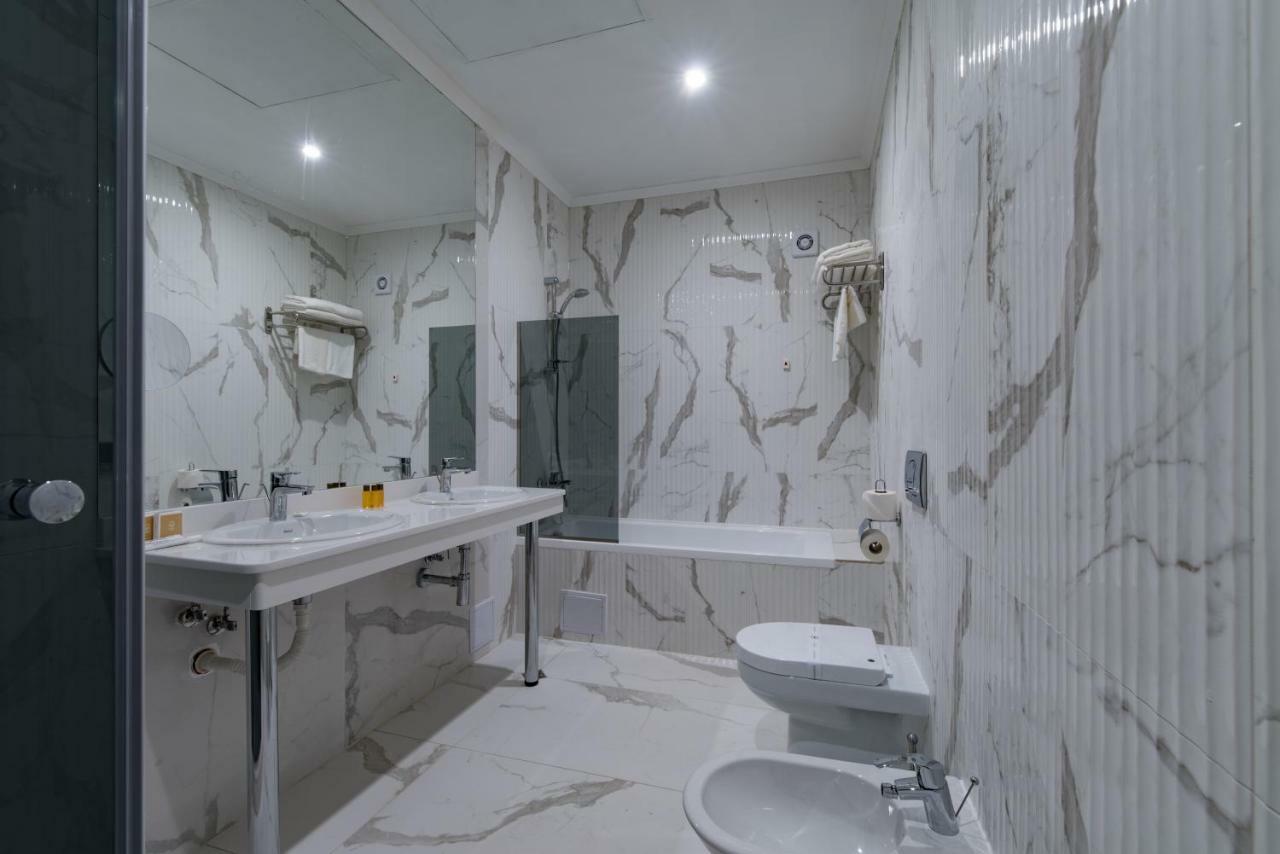 Hotel Perla Beach Luxury 普里莫尔斯科 外观 照片