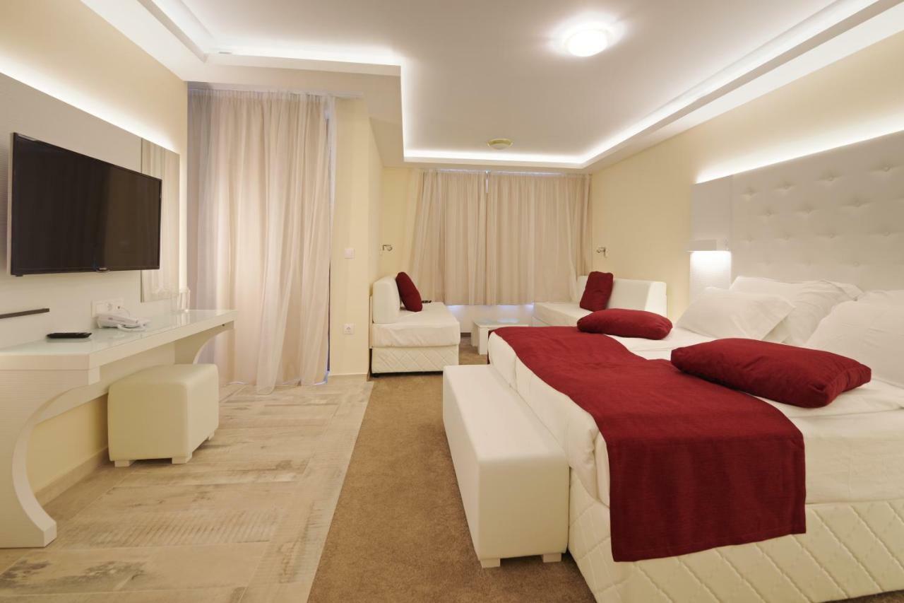 Hotel Perla Beach Luxury 普里莫尔斯科 外观 照片