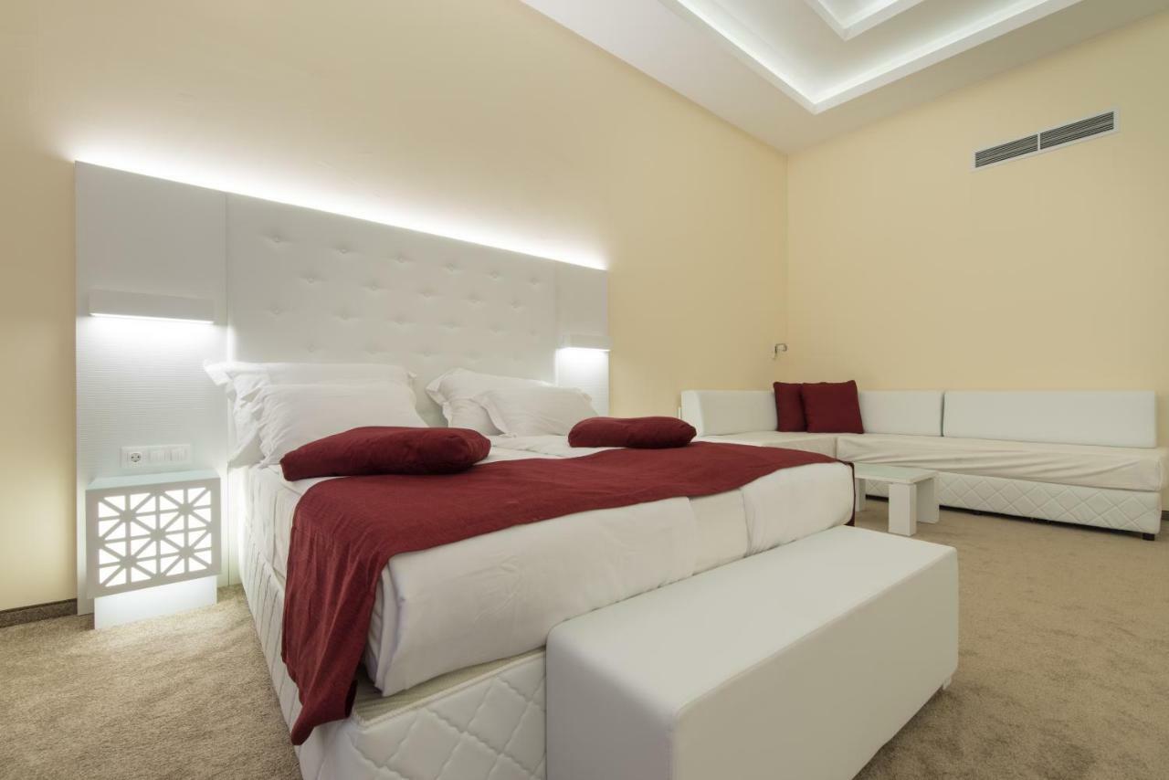 Hotel Perla Beach Luxury 普里莫尔斯科 外观 照片