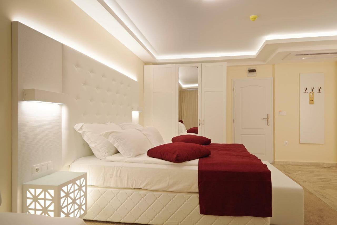 Hotel Perla Beach Luxury 普里莫尔斯科 外观 照片