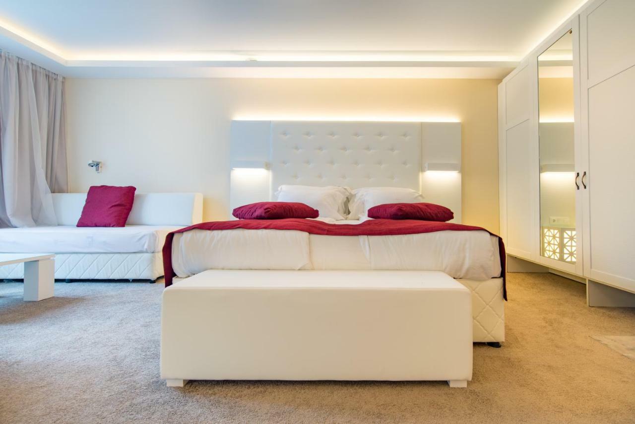 Hotel Perla Beach Luxury 普里莫尔斯科 外观 照片
